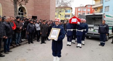 Deprem şehidi Piyade Er Sümbül, Çorum'da toprağa verildi