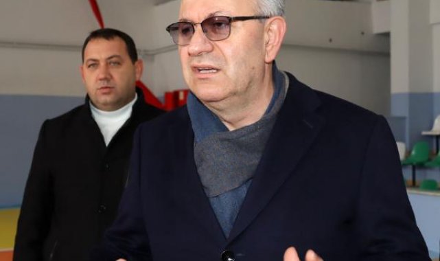 Deprem yardımlarını çaldıkları iddiasıyla 4 belediye personeli açığa alındı