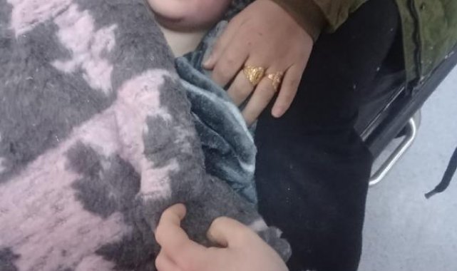 Depremde 3,5 yaşındaki Miran'ı, sarılan babası kurtardı