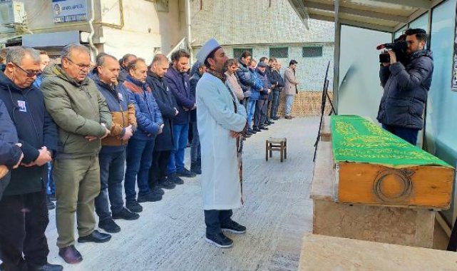 Depremde enkazda kalan polis, rehber ve market sahibi Ordu'da toprağa verildi