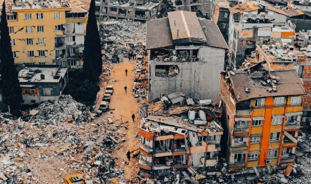 Depremde Hatay'daki yıkım dronla görüntülendi