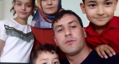 Depremde hayatını kaybeden 5 kişilik Topuz ailesi toprağa verildi