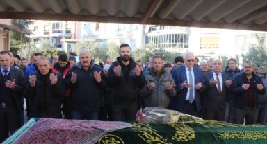 Depremde hayatını kaybeden Alya, Manisa'da toprağa verildi