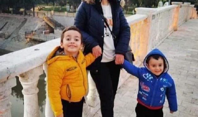 Depremde hayatını kaybeden öğretmen anne ile 2 çocuğu toprağa verildi