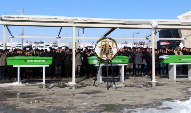 Depremde hayatını kaybeden Puğaça ailesine acı veda