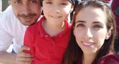 Depremde ölen teğmen Fulya ile oğlu son yolculuklarına uğurlandı