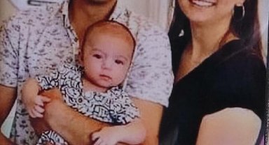 Depremde ölen uzman çavuşun eşi ve bebeği, Çanakkale'de toprağa verildi