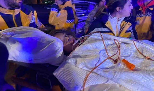 Depremde yaralanan 51 kişi daha İstanbul'a getirildi