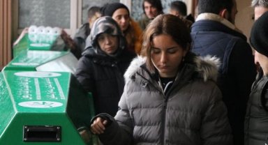 Depremde yaşamını yitiren 6 kişi Zonguldak'ta toprağa verildi
