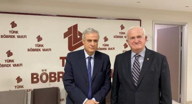 Depremden sonra hayat durdu ama diyalizler durmadı