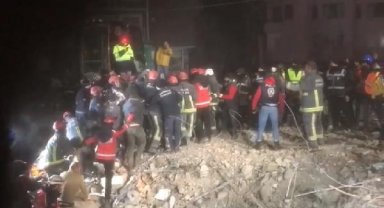 Depremin 162'nci saatinde mucize kurtuluş