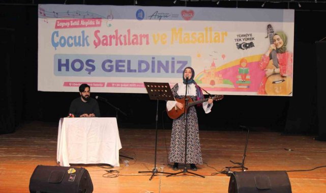 Depremzede çocuklar için "çocuk şarkıları ve masallar" etkinliği