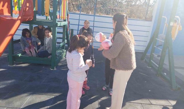 Depremzede çocuklara psikolojik ilk yardım