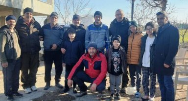 Depremzede Esma'dan, AFAD gönüllüsüne ağlatan istek: Beni çıkartmaya ayağım engel oluyorsa kesebilirsiniz