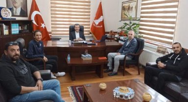 Depremzede voleybolcu Bergama'da