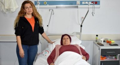 Depremzede Zeynep: Antakya'yı seviyoruz ama dönecek yerimiz yok