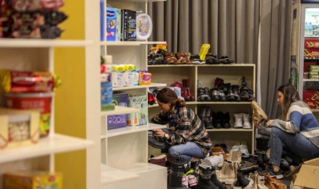 Depremzedelerin tüm ihtiyaçlarını karşılayabilecekleri 'Sosyal Market ve Butik' kuruldu