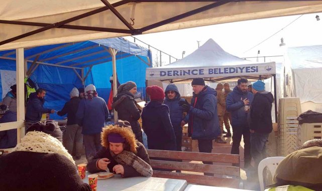 Derince'den depremzedelere 132 tır yardım malzemesi gönderildi