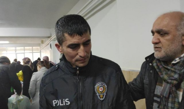 Develi'de 12 yaşındaki Ali Eren okul harçlığını, polis memuru tedavi parasını depremzedelere bağışladı