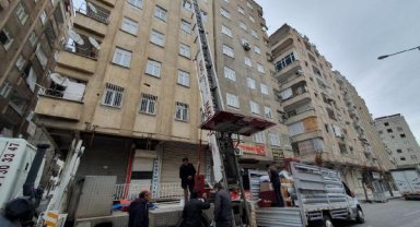 Diyarbakır'da eşyalar binalardan çıkarılıyor, taşıma ücretleri sabitlendi