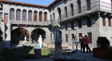 Diyarbakır'daki Mar Petyun Keldani Kilisesi, kapılarını depremzedelere açtı