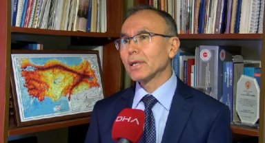Doç. Dr. Özmen: Sismik boşluk olduğu birçok haritayla çıkarıldı