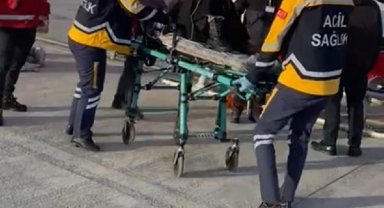Doğum sancıları tutan kadın, ambulans helikopterle hastaneye ulaştırıldı