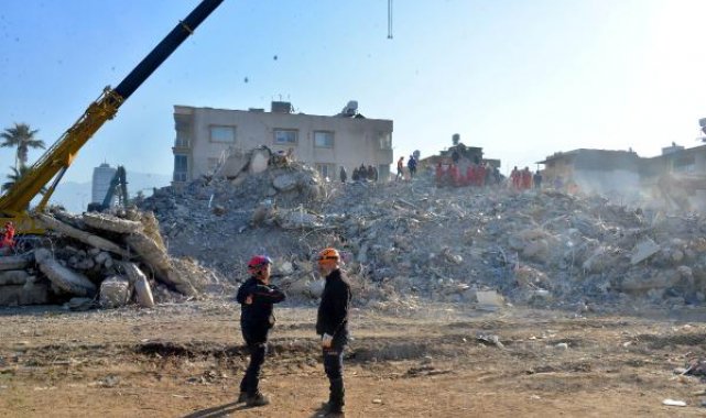 Eda Apartmanı'nda ölü sayısı 30'a yükseldi; arama-kurtarma çalışmaları sürüyor