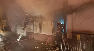 Edirne'de tek katlı ev yangında kullanılamaz hale geldi