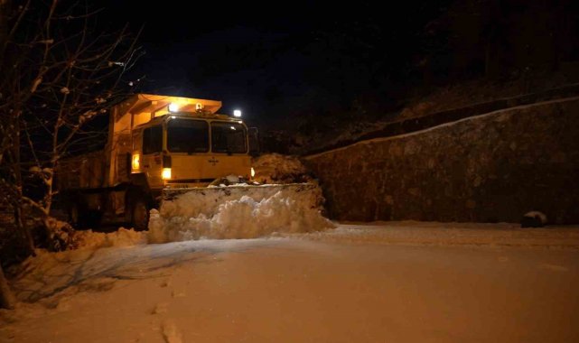 Elazığ'da 124 köy yolu ulaşıma kapandı