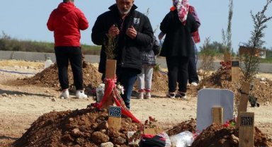 Enkazdan 75'inci saatte çıkarılan Melek öldü; geriye nasıl kurtulduğunu anlattığı video kaldı