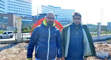 Enkazdan çıkarılıp kaldırıldığı hastanede ölen liseli Cem'in cenazesi morgda kayboldu