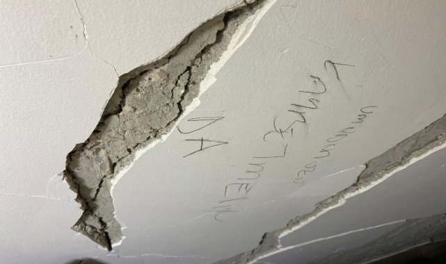 Enkazdayken duvara 'umudunu kaybetme' yazdı, 64 saat sonra 'ışığı' gördü