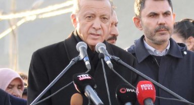 Erdoğan: 139 bin binadaki 458 bin bağımsız bölüm yıkık, acil yıkılacak ve ağır hasarlı