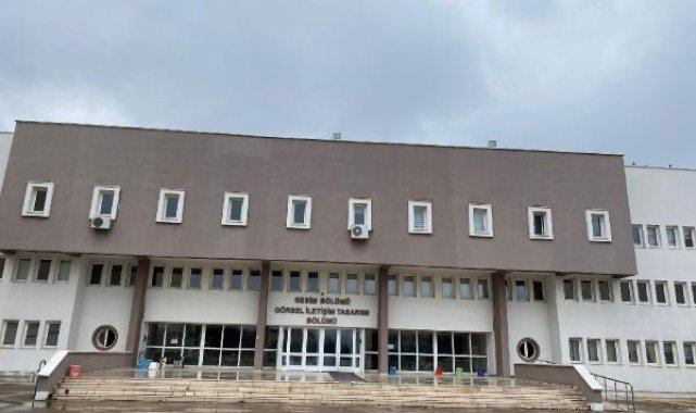 ERÜ Güzel Sanatlar Fakültesi'ne 4 canlı model alınacak