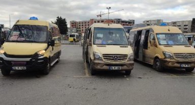 Esenyurt'ta minibüsçülerden deprem bölgesine 268 bin lira yardım