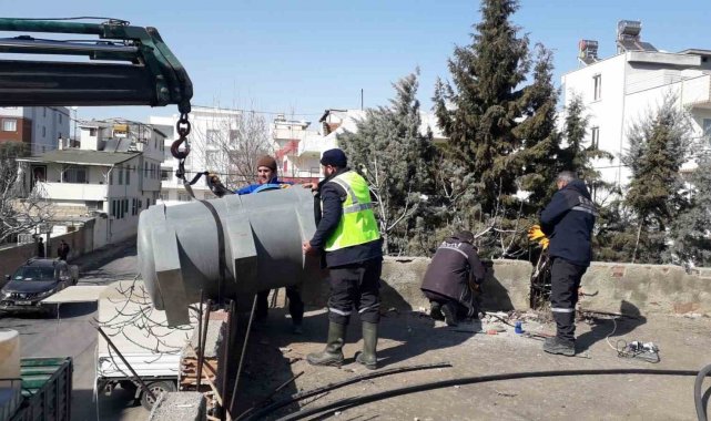 ESKİ, 70 personel ve 21 iş makinası ile deprem bölgesinde