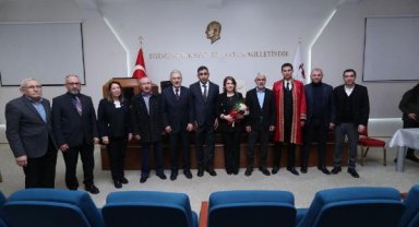 Eskişehir'e gelen depremzede ailelerin çocukları için valilikte nikah töreni