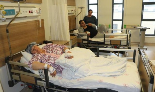Eskişehir'e gelen yaralı depremzedeler, tedaviye alındı