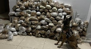 Ev eşyası taşınan kamyonda 190 kilo esrar ele geçirildi