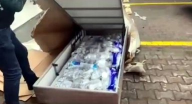 Ev eşyası yüklü kamyondan 80 kilo uyuşturucu çıktı
