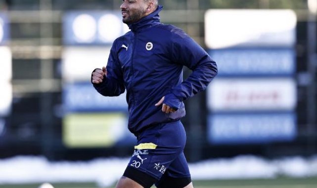 Fenerbahçe'de Joao Pedro takımla çalıştı