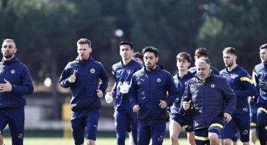 Fenerbahçe'de Konyaspor hazırlıkları sürüyor