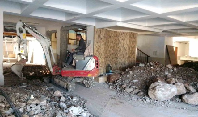 Fethiye'de okullar depreme karşı güçlendiriliyor