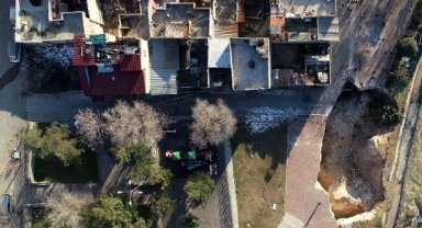 Gaziantep'te depremin etkisi ile 3 dev çukur oluştu