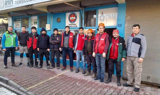 Gazipaşa'dan gönüllü ekip Hatay'a gitti