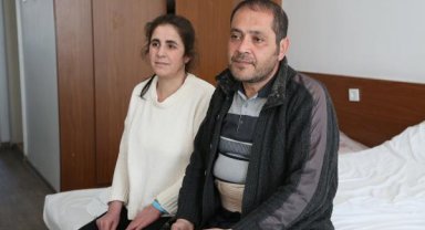 Gönül çifti ve 3 çocukları, molozları itip, sürünerek enkazdan kurtuldu