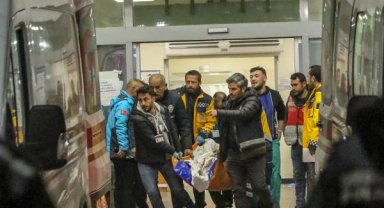 Hatay 3 dakika arayla 6.4 ve 5.8'lik depremlerle sallandı
