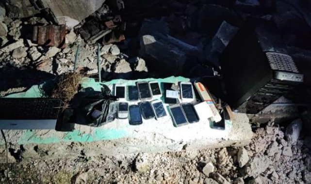 Hatay ile Adıyaman'da hırsızlık ve yağma yapan 33 kişi yakalandı