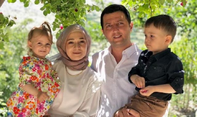 Hatay'da enkazda kalan Uğur öğretmen ile 2 çocuğu öldü, eşi yaralı kurtarıldı